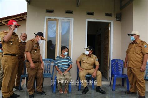 Bupati Nanang Tinjau Realisasi Program Bedah Rumah