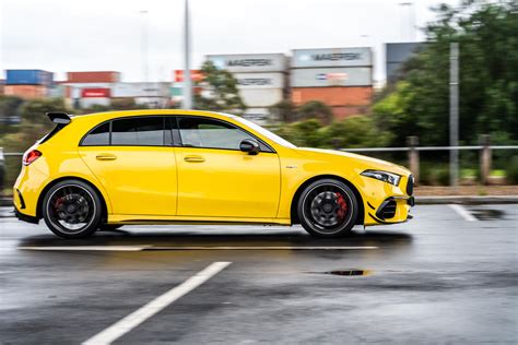 Alfa Romeo Giulietta Vs Audi Rs3 Comparison Carexpert