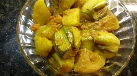 Aloo Parwal Recipe Aloo Potoler Dalna Parwal Recipe Bengali Parwal