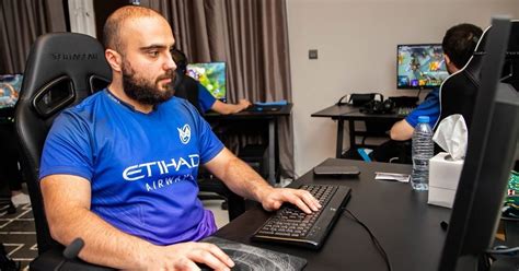 Kuroky Explains What It Is Like To Be Back At A Lan Event