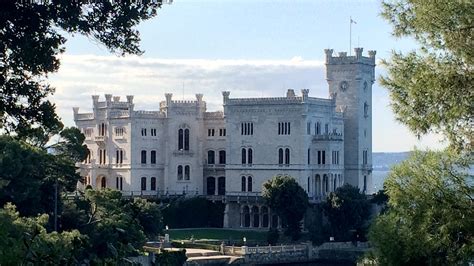 Trieste: Castle entices visitors with its beauty, view > Aviano Air ...