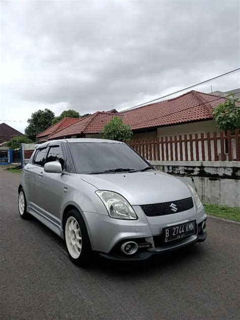 Suzuki Swift Mobil Murah Dengan Harga Terbaik Olx Co Id