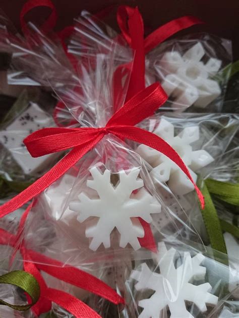 130pcs Snowflake Mini Soaps Christmas Guest Favors Small Holiday Gift