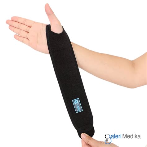 Adjustable Wrist Support Grace Care Gc Wb Deker Tangan Galeri Medika