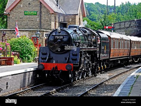 Steam Locomotive British Rail Standard Class 5 4-6-0 number 73129 in ...