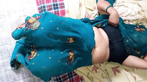 Hot Sexi Bhabhi Ki New Saree Me Majesar Sexi Chudai Video XHamster