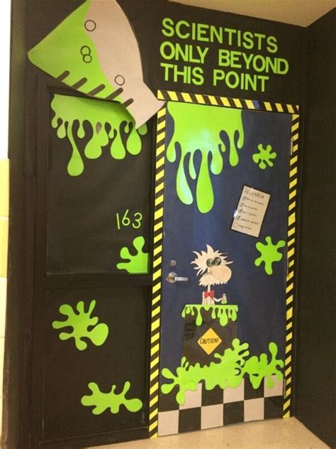 21 Clever Science Classroom Decorating Ideas for Your Classroom Door