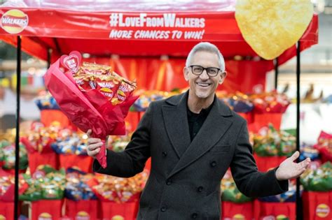 Gary Lineker offers bouquets of CRISPS to lucky passers-by for ...