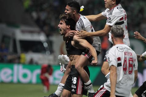 S O Paulo Amplia Freguesia Sobre Palmeiras Em Mata Matas Veja