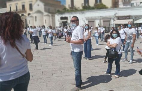 Non Siamo Eroi Siamo Sempre Gli Stessi Dalle Piazze Italiane Gli