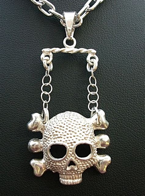 Dije De Totenkopf Skull Calavera En Plata Fina Ley 925 550 00 En