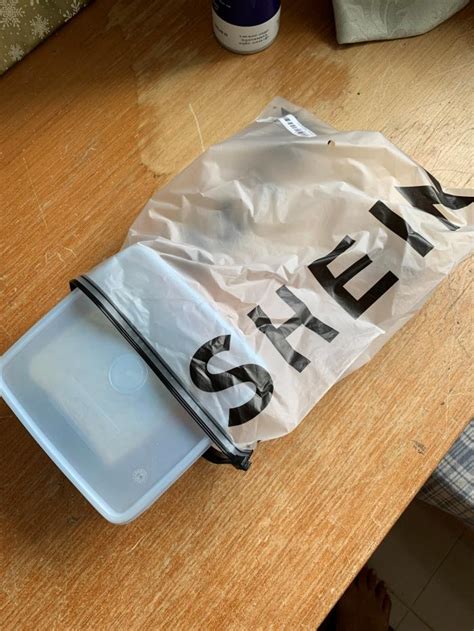 9 Ways You Can Reuse The Shein Plastic Ziploc Bags That Are Lying Around Your Home