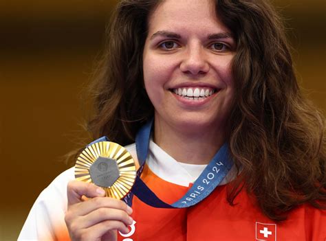 Sch Tzin Chiara Leone Sorgt F R Erste Schweizer Olympia Goldmedaille