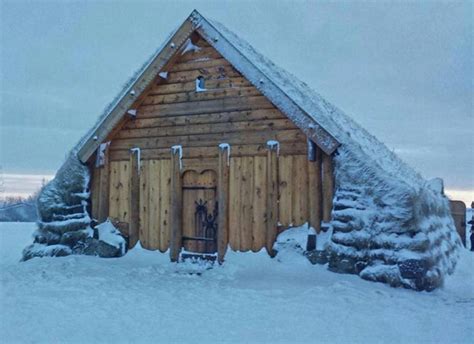 Viking Longhouse Replica Replicalogo Viking House Viking Village