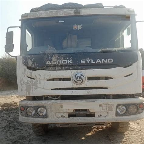 Tipper Used Ashok Leyland Nj Wheeler Hyva For Sale In