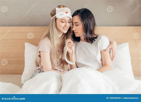 Sleeping Lesbian Seduction