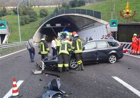 Oggi Autostrada A4 Incidente A4 Ultim Ora Grande Incidente In A4