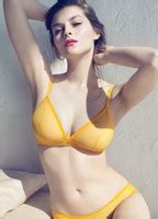 AMBER ANDERSON Nude AZNude