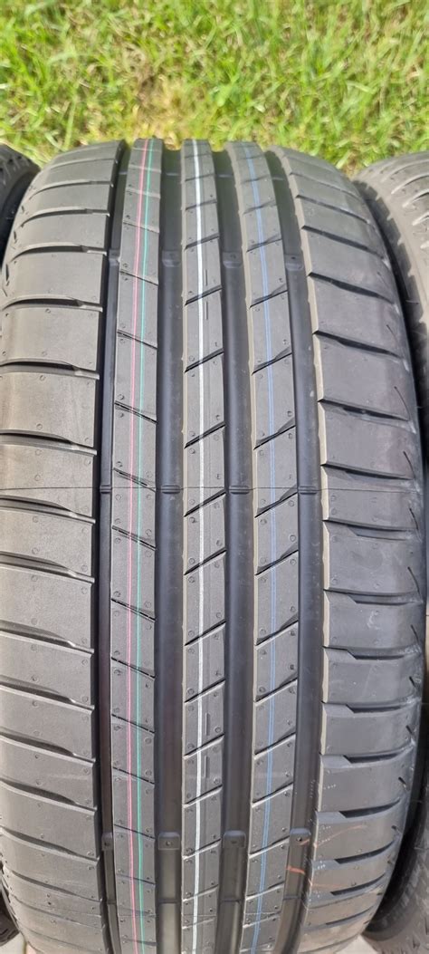 2 Anvelope Noi De Vara 225 40 19 Bridgestone Brasov OLX Ro