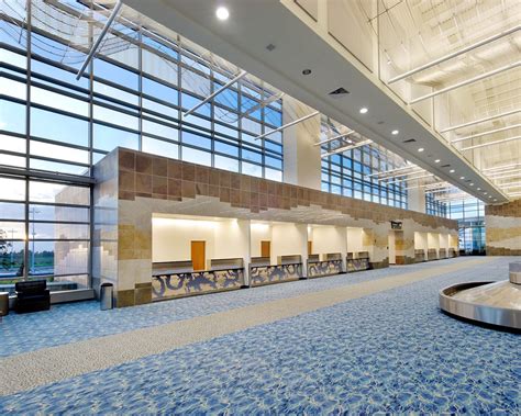 Gallery| Springfield-Branson National Airport (SGF)
