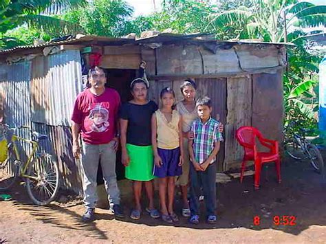 24 Desgarradoras Fotos De La Pobreza En Nicaragua HuffPost