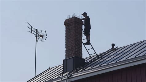 Kun työ ja harrastus kohtaavat Joni Kallio kulkee omalla veneellä