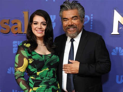 George Lopez Dochter George Lopez To Star In NBC Comedy Pilot
