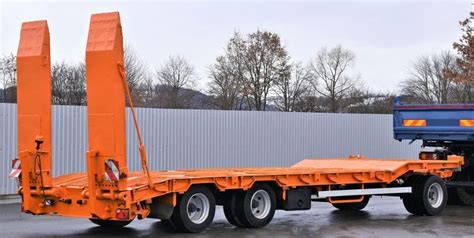 GOLDHOFER TU 3 24 80 Alacsony alvázkeretű pótkocsi rámpával low loader