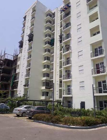 Bhk Apartment Sq Ft For Sale In Sushant Golf City Lucknow