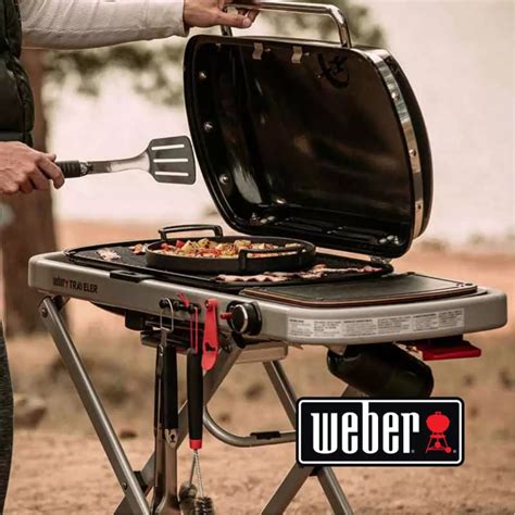 Weber Traveler Stealth Edition Barbecue A Gas