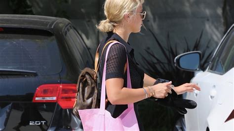 Na E Babe Nisu Kretale Na Pijacu Bez Ovakve Torbe Koja Ne Vrede Ni Dinara A Sada Se Prodaju