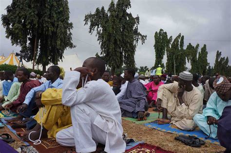 Tradisi Perayaan Idul Fitri Di Berbagai Negara Pondok Pesantren Digital