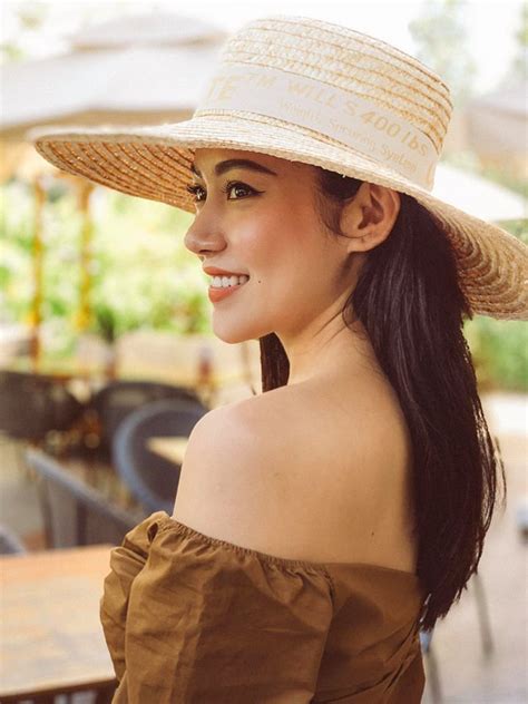 Hot girl Milan Phạm với bikini khoe dáng nóng bỏng trên biển Người đẹp Việt Giải Trí