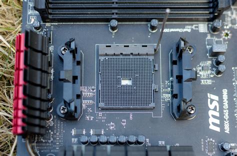 How To Install An Intel Or Amd Cpu In Your Computer Pcworld