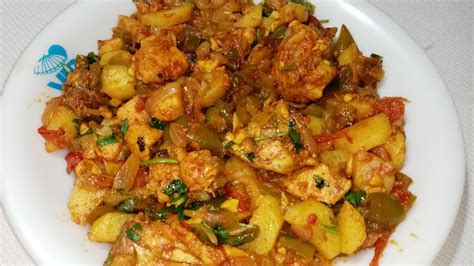 Masaledar Chicken Shimla Mirch Recipe Aloo Chicken Shimla Mirch How To Make Chicken Jalfrezi