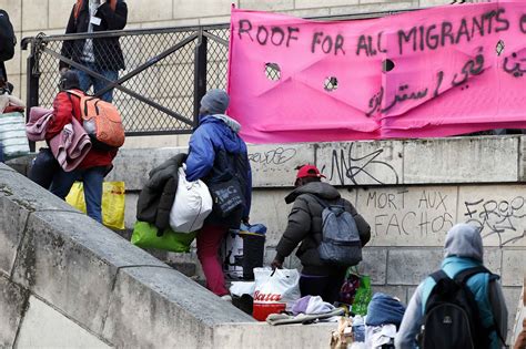 France Dismantles Two Paris Migrant Camps Wsj