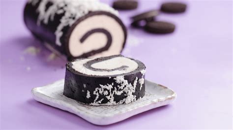 Oreo Roll Cake | Tastemade