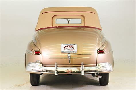 1946 Ford Super Deluxe | Volo Museum