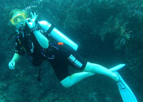 SUB AQUA DiveCenter Angaga (Angaga Island) - All You Need to Know ...
