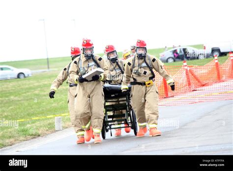 ORISKANY N Y Members Of The New York National Guard S Chemical