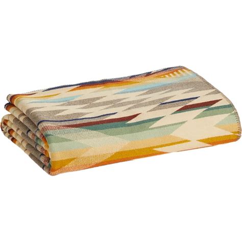 Pendleton Jacquard Unnapped Blanket Accessories