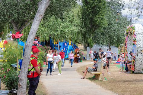 Vale Encantado Ser Cen Rio De Brincadeira Em Albufeira