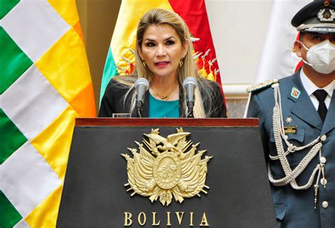 Áñez Anuncia Que Se Defenderá En Bolivia De Los Juicios Que Le Inicie El Mas T Informas Bolivia