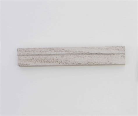 chair molding 7