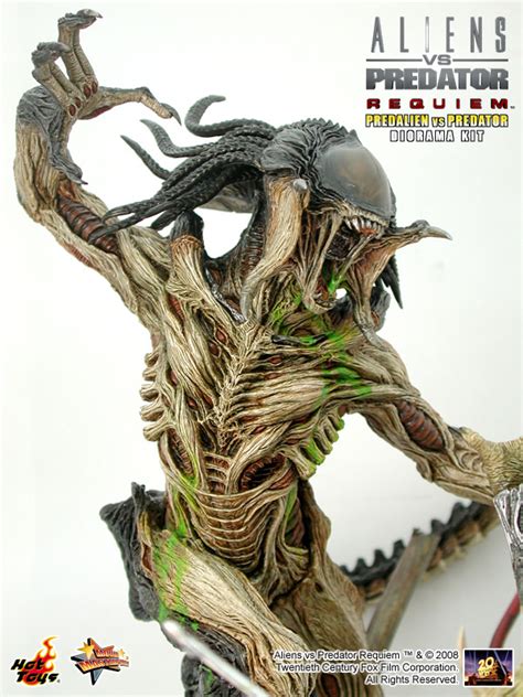 Hot Toys DMS Aliens VS Predator Requiem Predalien VS Wolf Predator Hot Toys Complete