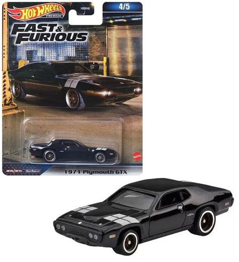 Машинка коллекционная Hot Wheels HNW Fast and Furious PLYMOUTH GTX купить с доставкой