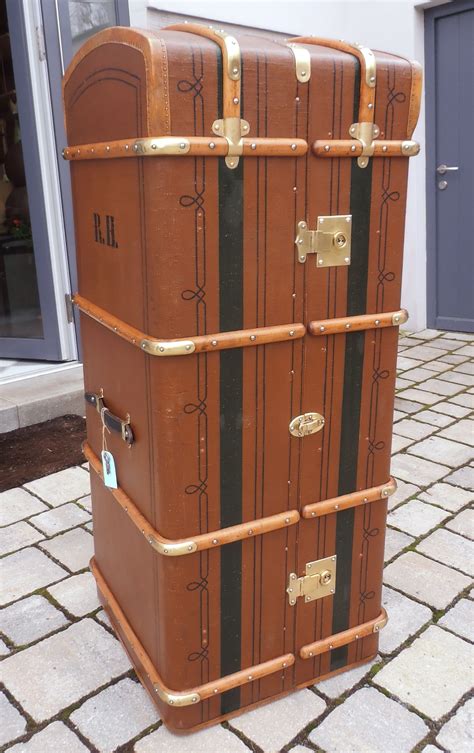 Old Wardrobe Trunk Restored By Zeitreise Bambergde Antique