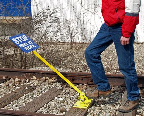 Spring Loaded Sign Holder Sign Holders Yard Safety Railyard