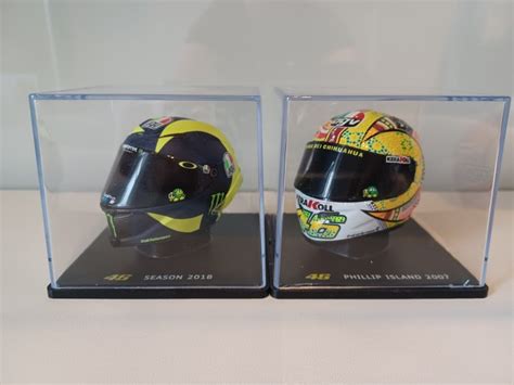 Spark 1 5 2 Model Car Helmets Valentino Rossi Catawiki