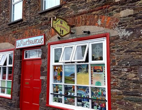 Top 10 Best Pubs And Bars In Dingle Everyone Needs To Experience